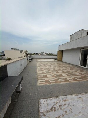 4 BHK Builder Floor – Exterior View View at Dlf Cyber City - for Rent