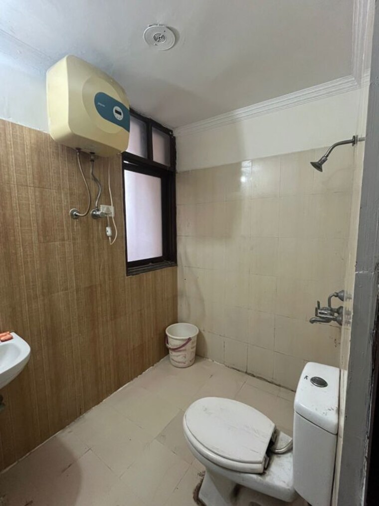 Bathroom, maya-garden-city 2 Bedroom 1152 Sq.Ft. Apartment In Lohgarh Zirakpur 10250688