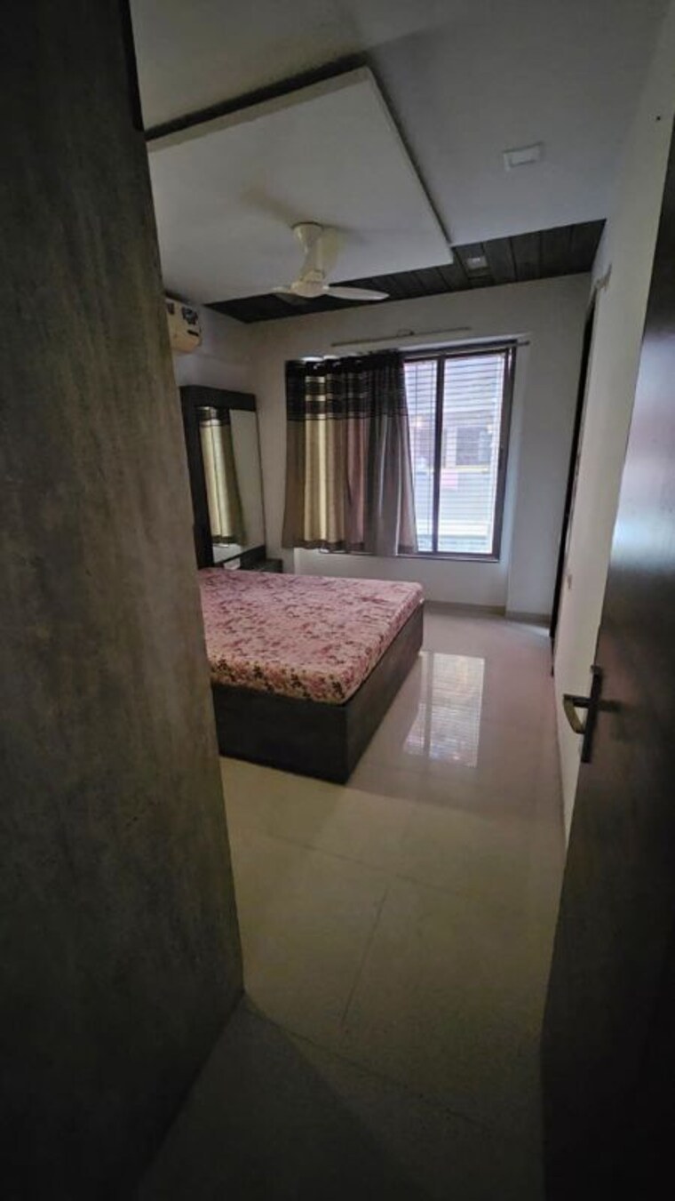 Room, science city 3 Bedroom 1827 Sq.Ft. Apartment In Science City Ahmedabad 10250642