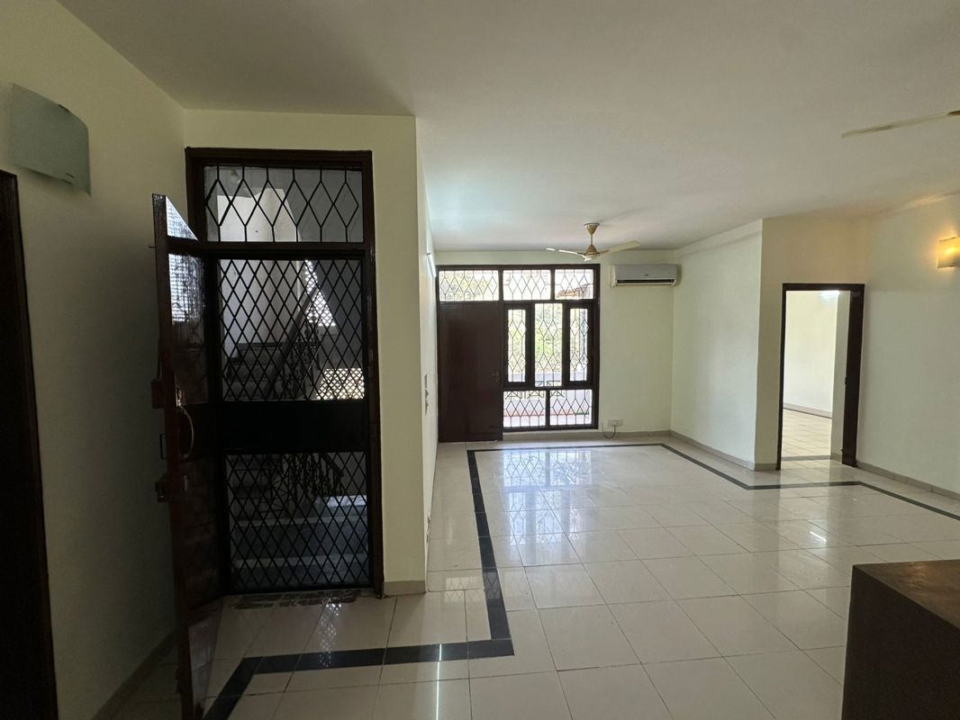 3 BHK + Study Room Builder Floor For Rent in Sector 57