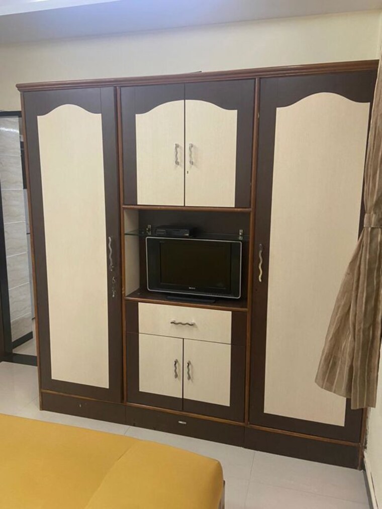 Master Bedroom, powai-vihar 2 Bedroom 900 Sq.Ft. Apartment In Powai Mumbai 10250707