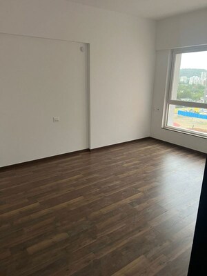 Room in 3 BHK Apartment at Kolte Patil 24K Stargaze, Bavdhan – for Sale