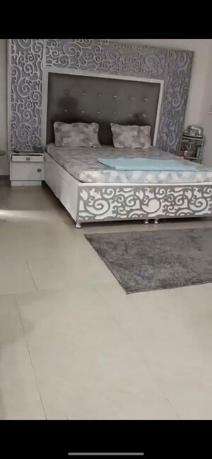 Bedroom in 3.5 BHK Apartment at Aditya Palm Court, Vip Road – for Rent