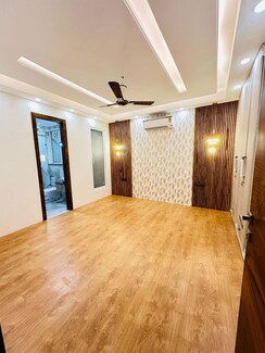 4 BHK + Servant Room Builder Floor For Sale in Sushant Lok I