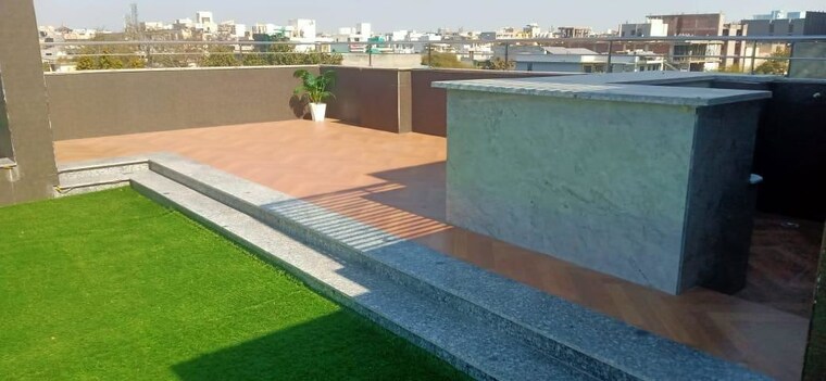 Other, sushant lok i 4 Bedroom 2400 Sq.Ft. Builder Floor In Sushant Lok I Gurgaon 10250777