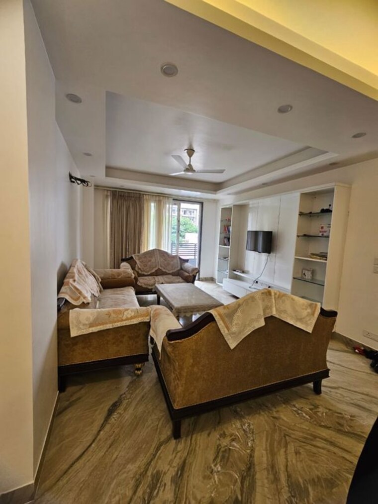 Living Room, bestech-center-point 3 Bedroom 1700 Sq.Ft. Independent House In Sushant Lok I Gurgaon 10250775