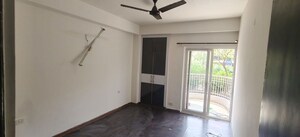 Room in 3 BHK Apartment at Ajnara Grand Heritage, Sector 74 – for Rent