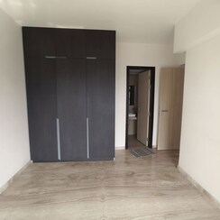 2 BHK + Extra Room Apartment For Rent in L&T Emerald Isle