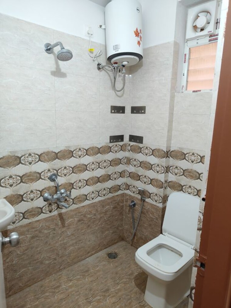 Bathroom, jagadish nagar 2 Bedroom 1100 Sq.Ft. Apartment In Jagadish Nagar Bangalore 10250908