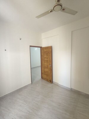 Room in 2 BHK Apartment at Jagadish Nagar – for Rent