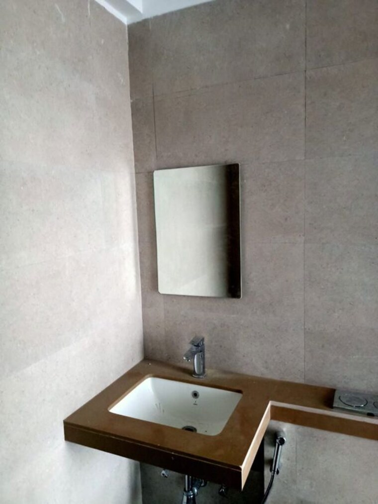 Bathroom, harasiddh-viraaj 2 Bedroom 750 Sq.Ft. Apartment In Malad East Mumbai 10250887