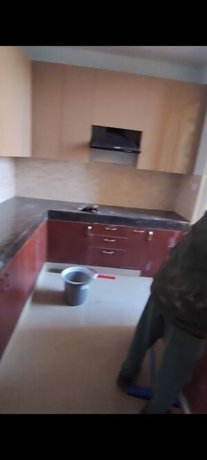 Furnished Amenities in 3 BHK Apartment at Ansal Estella, Sector 103 – for Rent