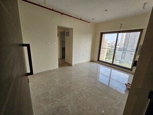 Room in 1 BHK Apartment at Mahim West – for Rent