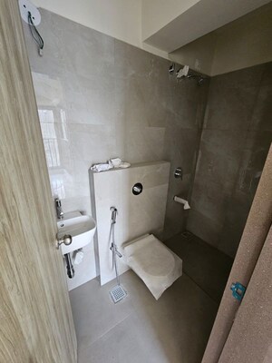 Bathroom in 1 BHK Apartment at Mahim West – for Rent