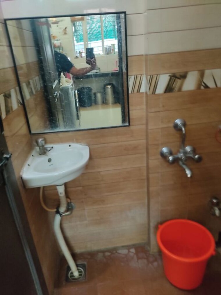 Bathroom, pimple saudagar 1 Bedroom 558 Sq.Ft. Apartment In Pimple Saudagar Pune 10250964