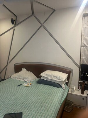 Furnished Amenities in 2.5 BHK Apartment at Oberoi Realty Springs, Andheri West – for Rent