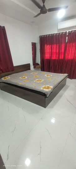 2 BHK + Pooja Room,Study Room,Extra Room,Store Room Apartment For Rent in L&T Crescent Bay T2