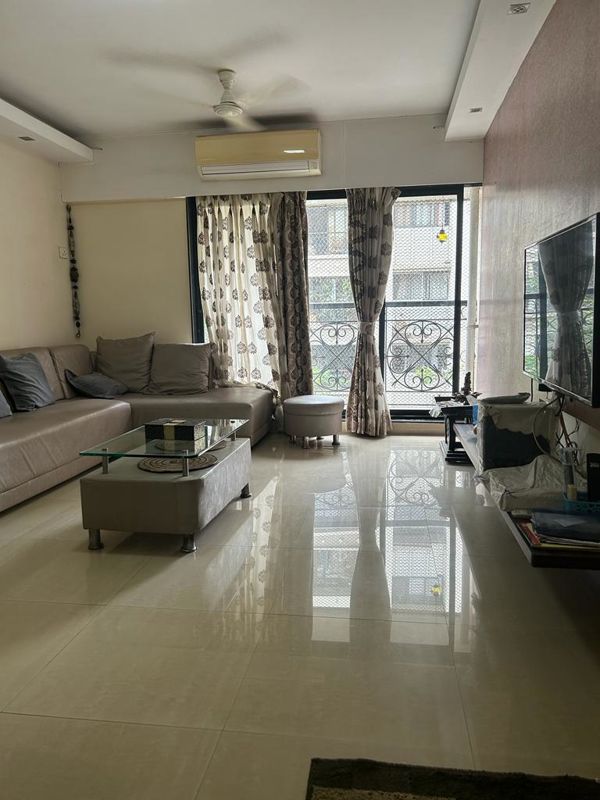 2 BHK Apartment For Rent in Lalani Valentine Apartment