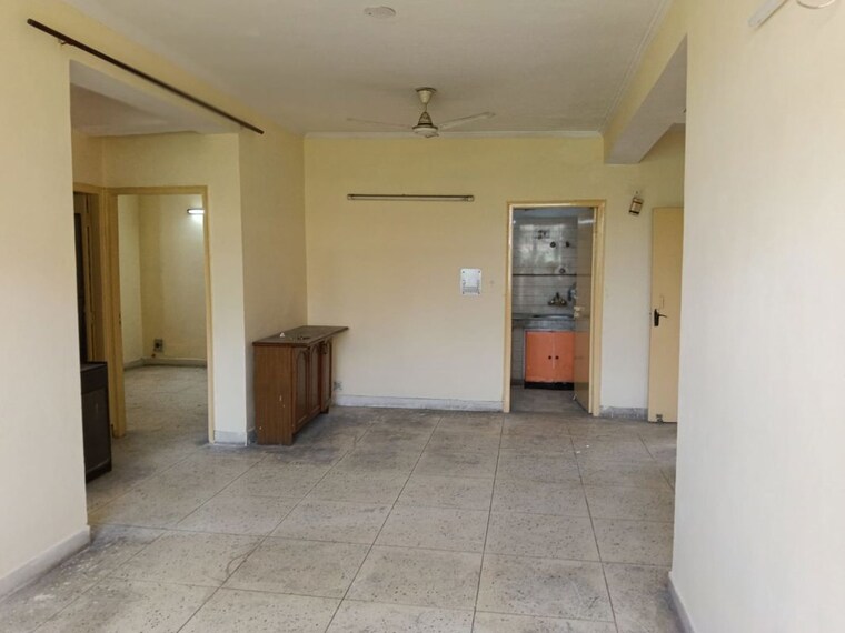 Room, sector 5 dwarka 4 Bedroom 2400 Sq.Ft. Apartment In Sector 5 Dwarka Delhi 10236485