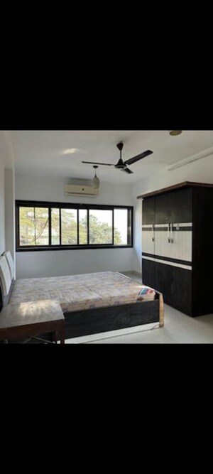 2 BHK Apartment For Sale in Breach Candy