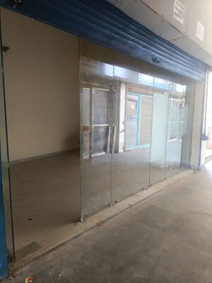 Room in  Shop at Unitech Arcadia, South City 2 – for Rent