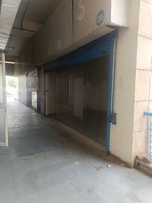  Shop For Rent in Unitech Arcadia, South City 2