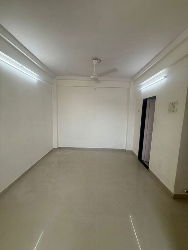 Room, laabh-gloria 2 Bedroom 580 Sq.Ft. Apartment In Ghodbunder Road Thane 10251188