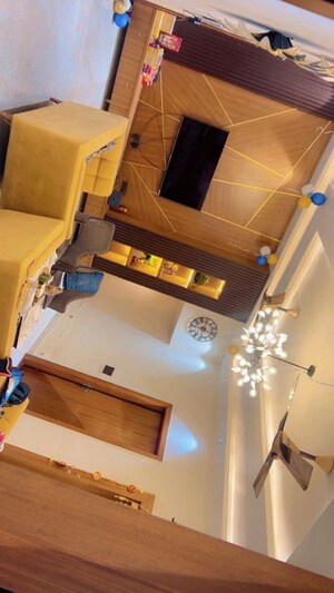 Furnished Amenities in 3.5 BHK Villa at Sector 30 – for Sale