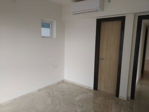 Room in 3 BHK Apartment at L&T Emerald Isle, Powai – for Rent