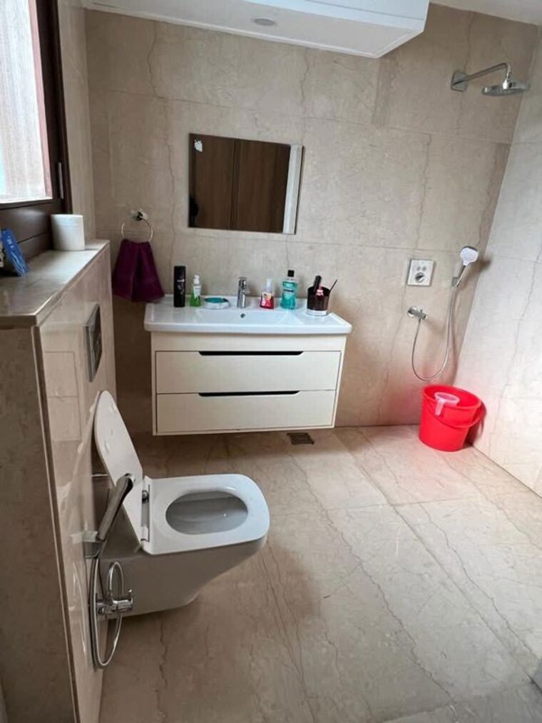 Bathroom, saket 3 Bedroom 1600 Sq.Ft. Builder Floor In Saket Delhi 10251254