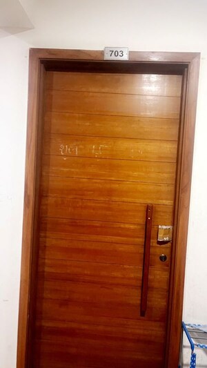 Furnished Amenities in 3 BHK Apartment at Sargasan – for Rent