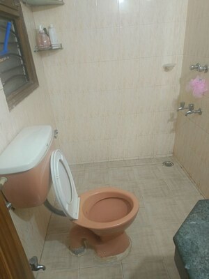 Bathroom in 3 BHK Builder Floor at Uppal Southend, Sector 49 – for Sale