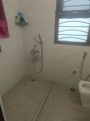 Bathroom in 3 BHK Builder Floor at Uppal Southend, Sector 49 – for Sale