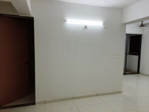 Room in 3 BHK Apartment at Sargasan – for Rent