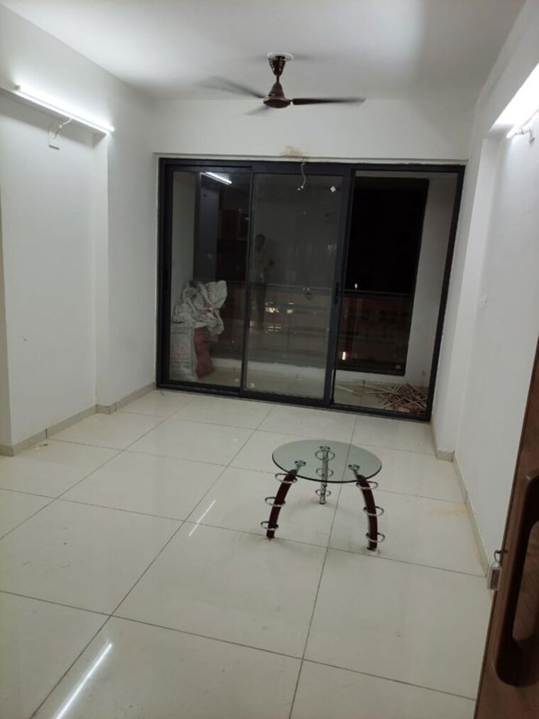 Room, sargasan 3 Bedroom 154 Sq.Ft. Apartment In Sargasan Gandhinagar 10251413