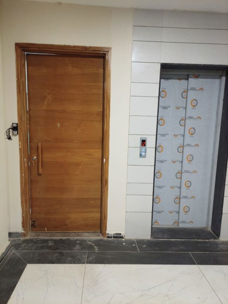 Room, sargasan 3 Bedroom 154 Sq.Ft. Apartment In Sargasan Gandhinagar 10251413