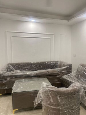 Bedroom in 1 BHK Builder Floor at Saket – for Rent