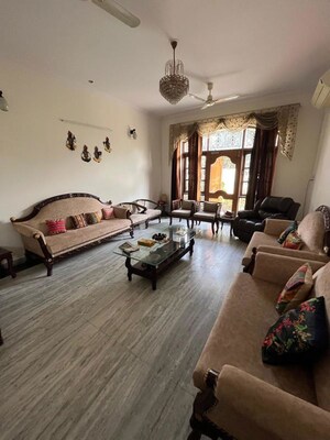 Living Room in 6+ BHK Independent House at Sector 16 A – for Sale