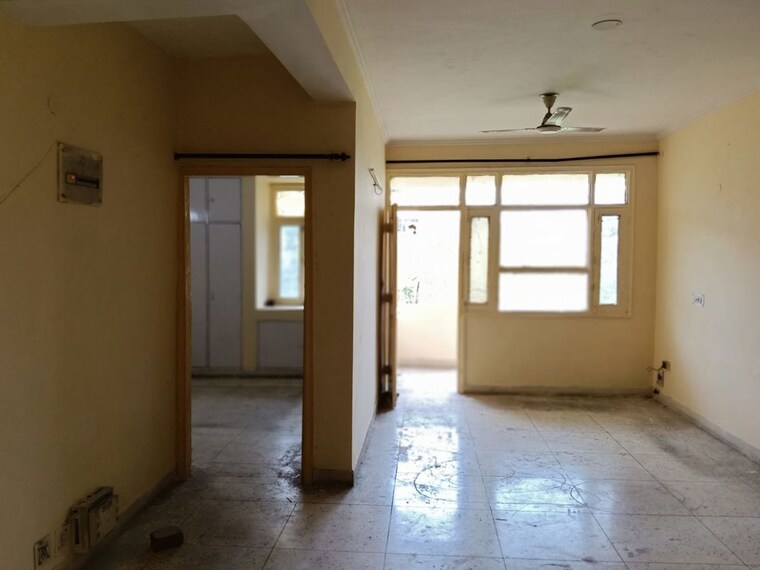 Room, sector 7 dwarka 3 Bedroom 1500 Sq.Ft. Apartment In Sector 7 Dwarka Delhi 10237324