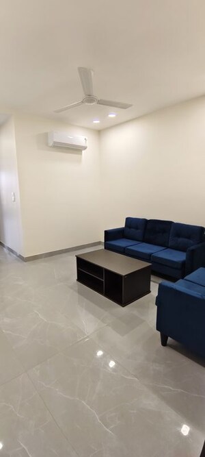 1 BHK Builder Floor For Rent in Sector 52