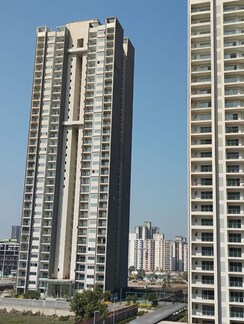 3.5 BHK + Servant Room Apartment For Sale in Godrej Air Sector 85