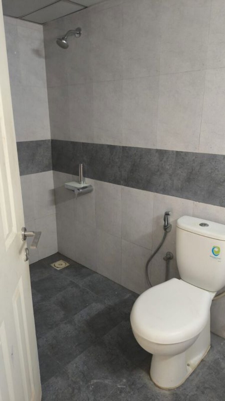Bathroom, mantri-webcity 3 Bedroom 1330 Sq.Ft. Apartment In Hennur Bangalore 10251753