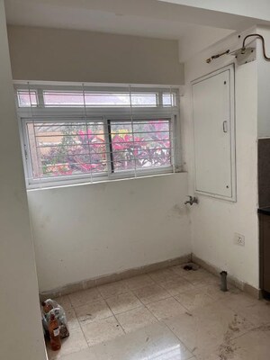 Furnished Amenities in 3 BHK Apartment at Mantri Webcity, Hennur – for Rent