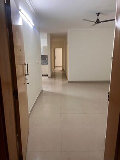 3 BHK + Pooja Room Apartment For Rent in Mantri Webcity