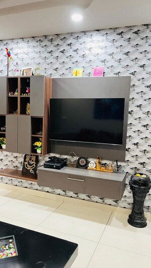 Furnished Amenities in 3 BHK Apartment at Honer Vivantis, Gopanpally – for Rent