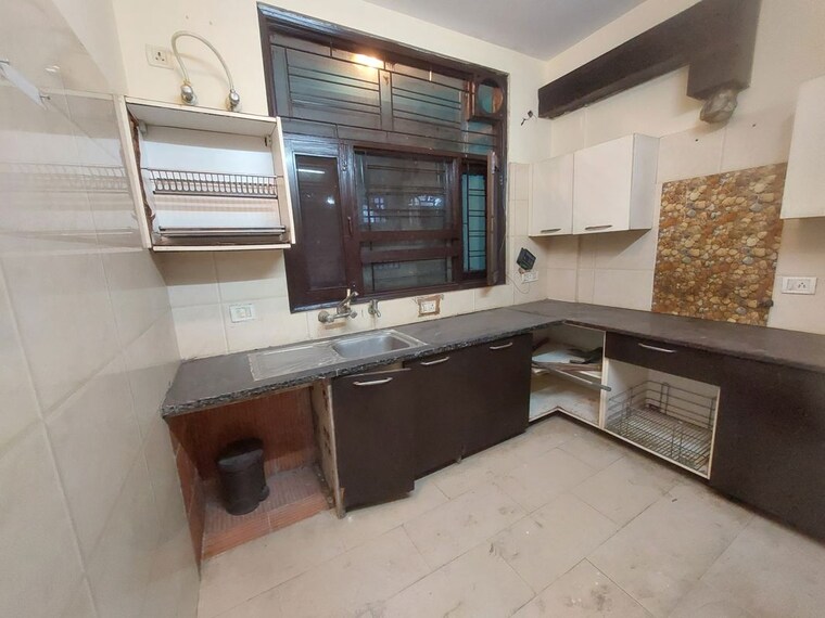 Kitchen, sector 10 dwarka 3 Bedroom 1500 Sq.Ft. Apartment In Sector 10 Dwarka Delhi 10234485