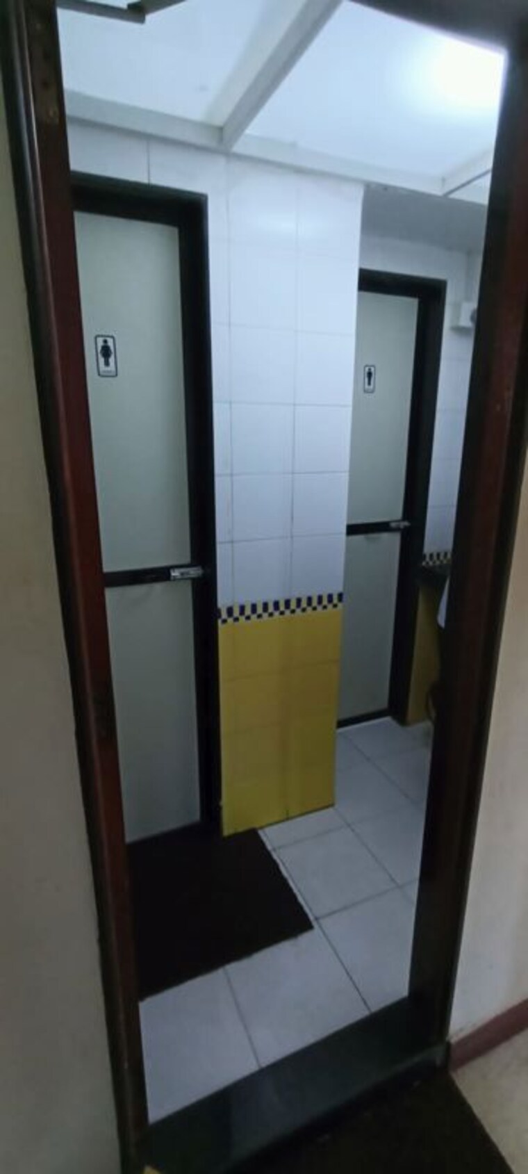 Bathroom, vrindavan-apartment-dadar-east Commercial Office Space 800 Sq.Ft. In Dadar East Mumbai 10251757