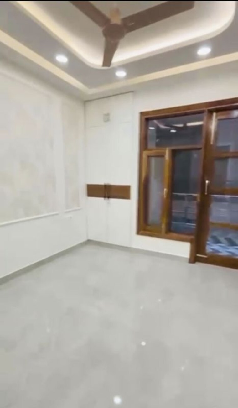 Room, bptp-park-elite-floors 3 Bedroom 250 Sq.Yd. Builder Floor In Sector 85 Faridabad 10251873