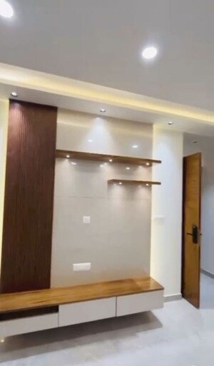 Building Lobby in 3 BHK Builder Floor at BPTP Park Elite Floors, Sector 85 – for Sale