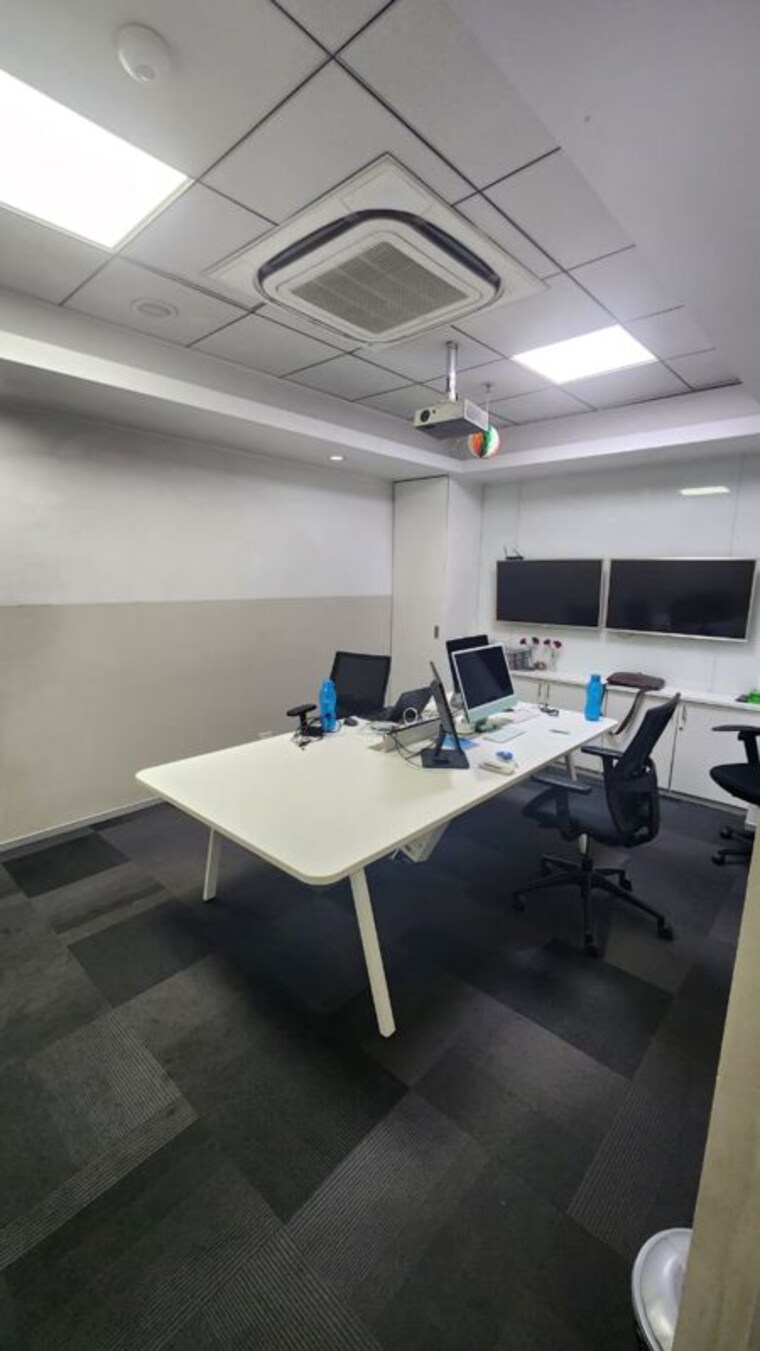 Team Area, cyber-tower Commercial Office Space in IT/SEZ 5000 Sq.Ft. In Madhapur Hyderabad 10251760